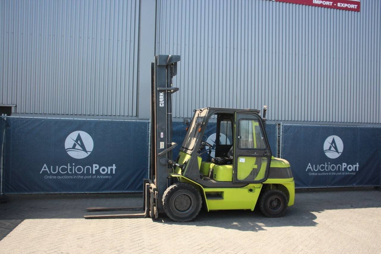 Forklift Clark CMP50SD Diesel 5000kg 2005