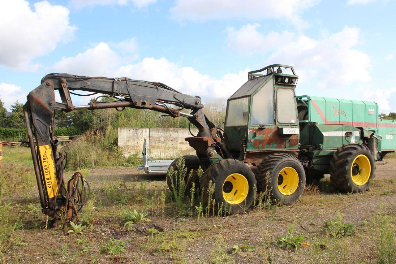 Wheeled excavator FMG 764/250 Diesel