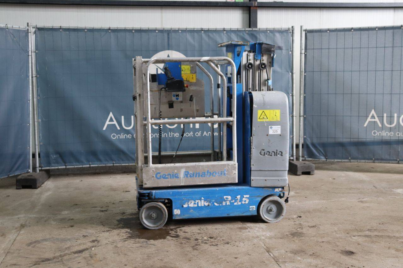 Genie GR-15 Electric Mast Lift 6.50m 2006