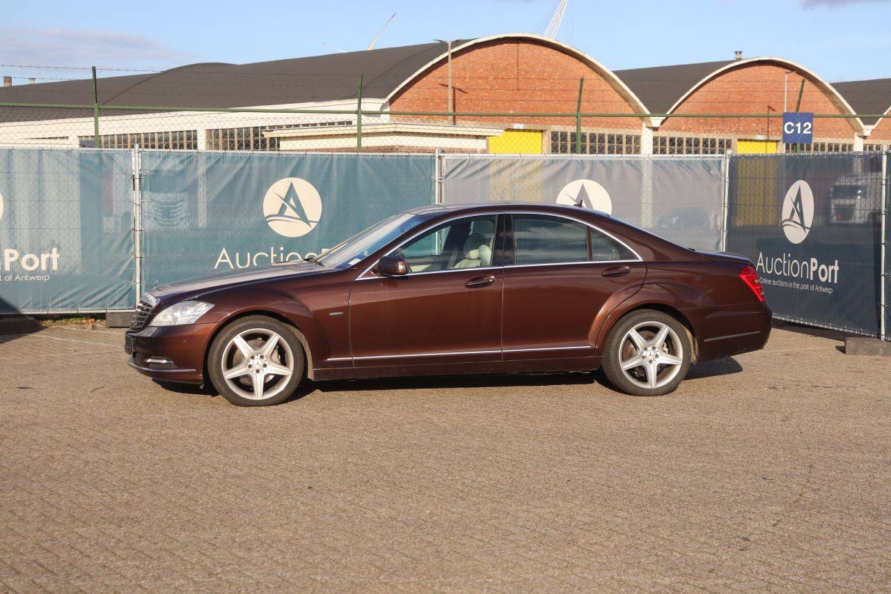Carro de passageiros Mercedes-Benz S350 Diesel 258hp 2011 (Margem)