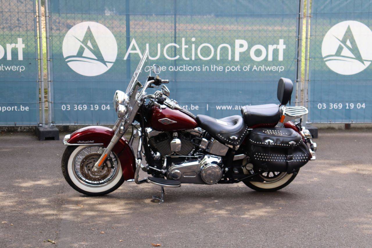 Harley-Davidson Heritage Softail Gasoline 2014