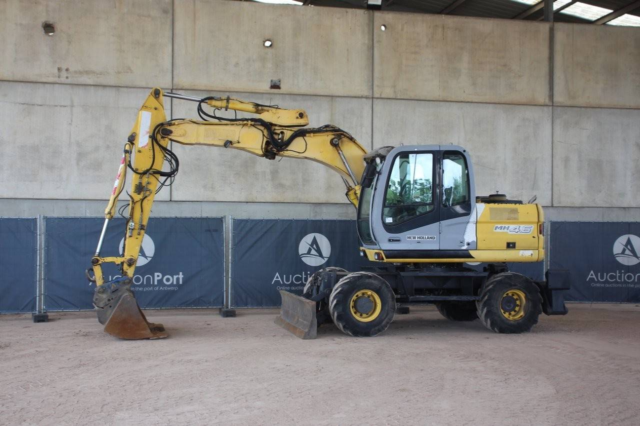 Wielgraafmachine New Holland Kobelco MH4.6 Diesel 2005