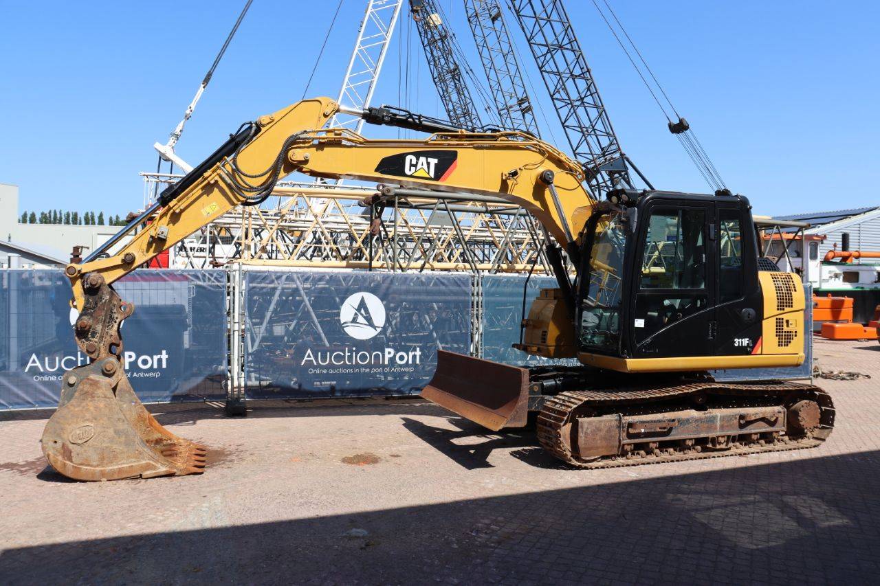Crawler excavator Caterpillar 311FLRR Diesel 2016