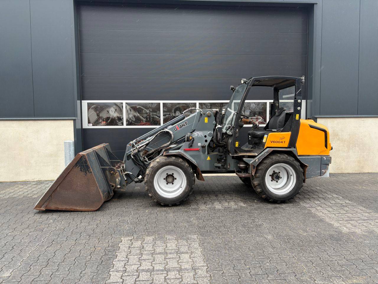 Forklifts - Excavators - Generators - Wheel loaders - Aerial work platforms - Machines 