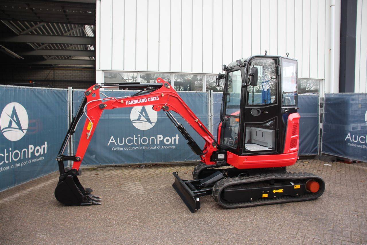 Farmland CM25 Diesel Crawler Excavator 2026 New New