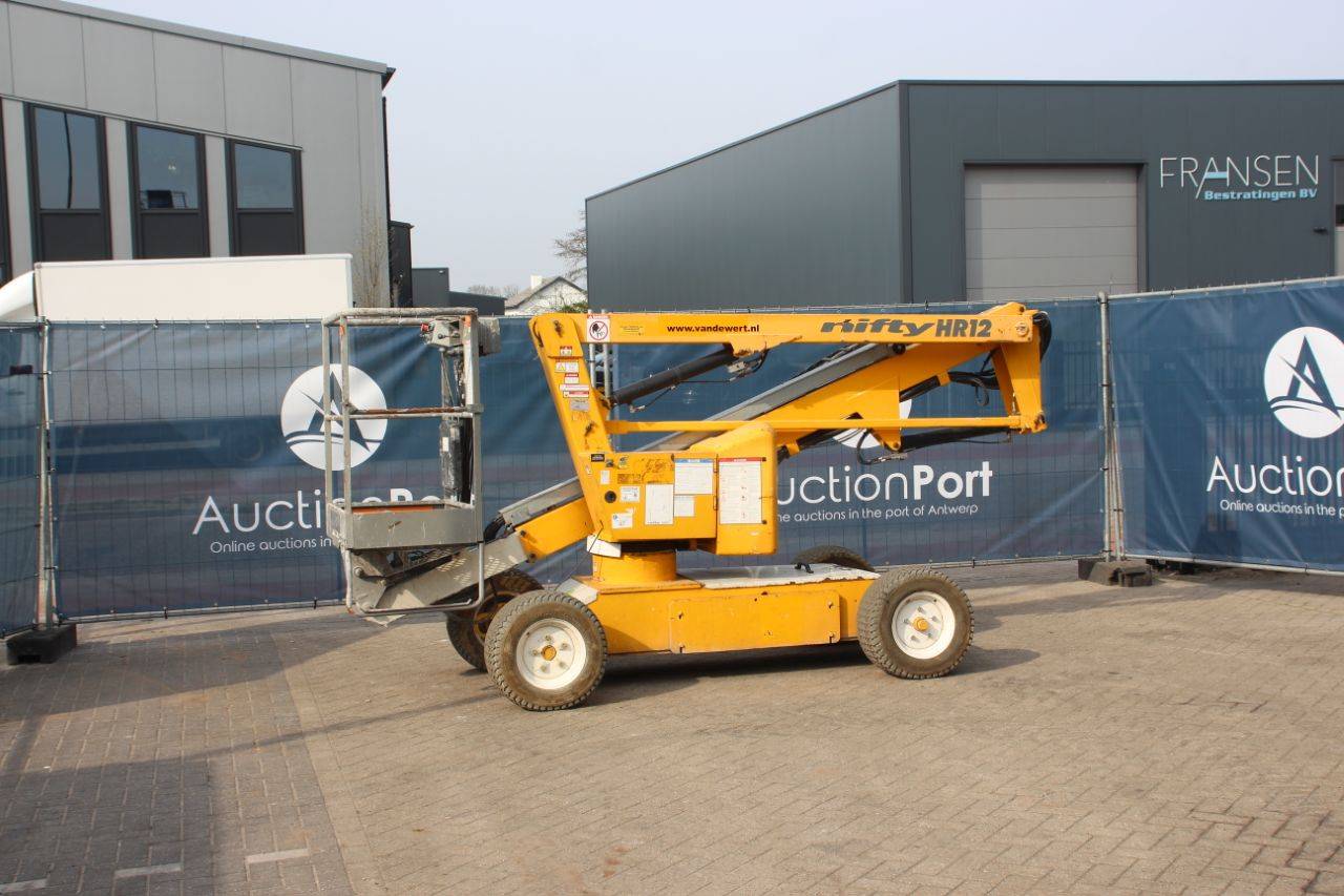 Nifty HR12NE Electric Articulated Boom Lift 12.1m 2011