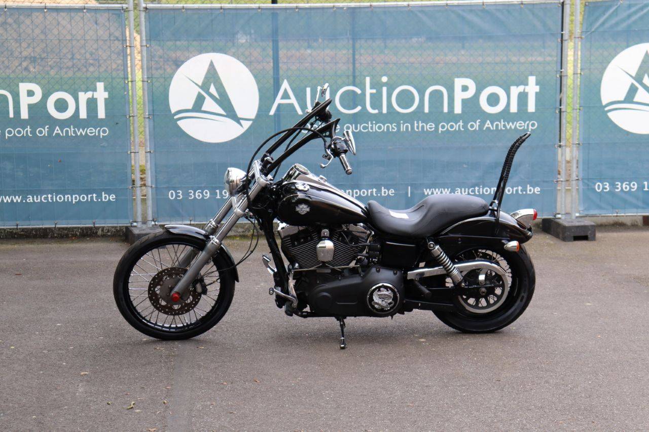 Harley-Davidson Dyna Wide Glide Gasoline 2016
