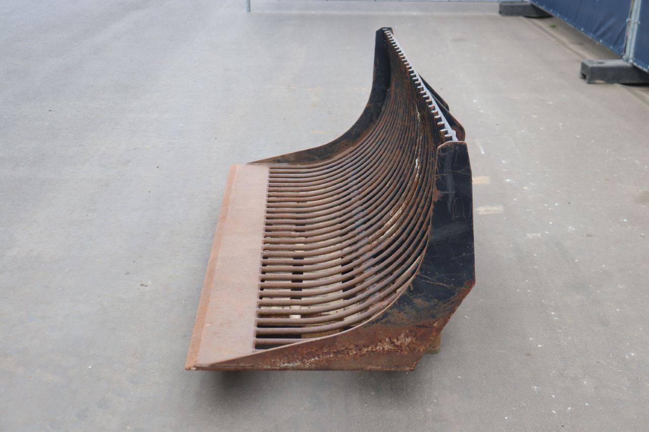 Puinbak voor wiellader Ahlmann 180cm veiling | AuctionPort