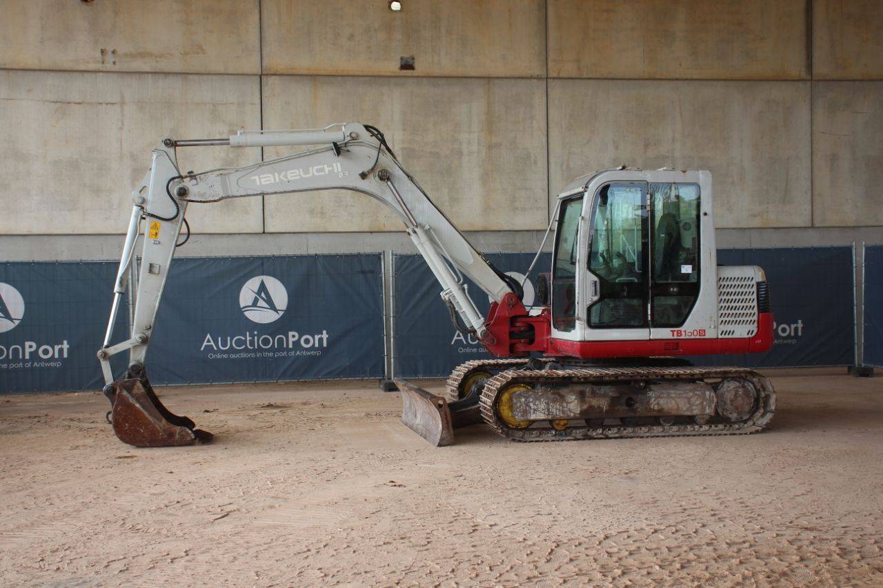 Crawler excavator Takeuchi TB180S Diesel