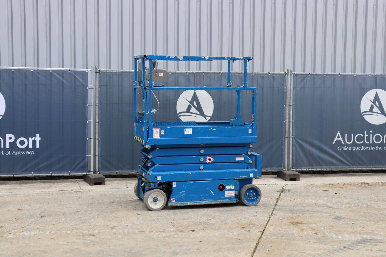 Skyjack SJ III 3219 Scissor Lift Electric 7.8m 227kg 2015