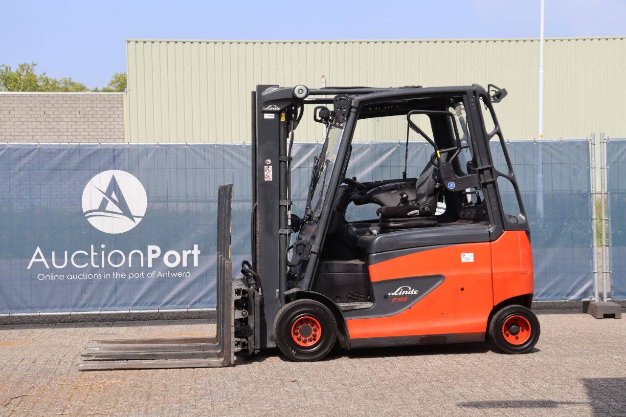 Heftruck Linde E25HL-01/600 Elektrisch 2500kg 5.2m 2016