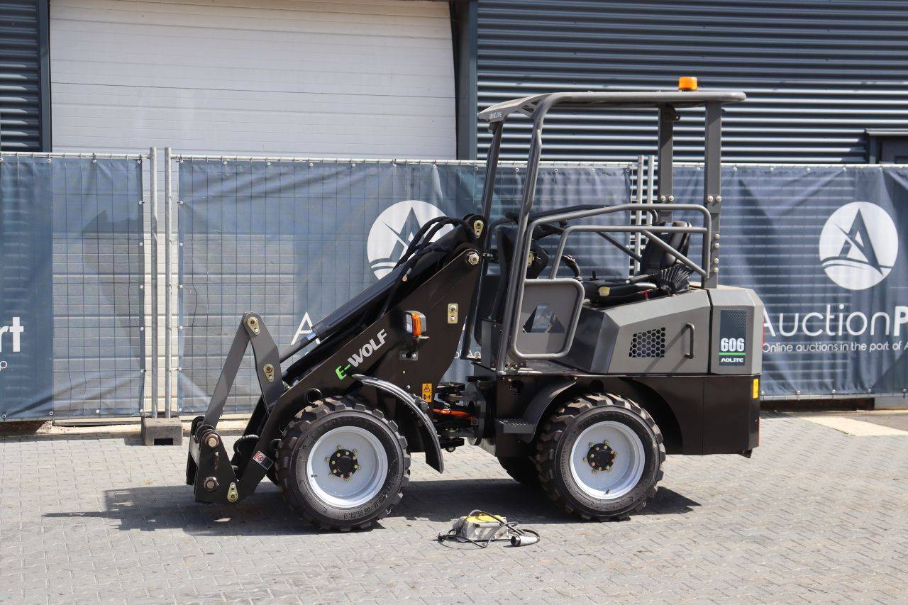Chargeuse articulée Aolite 606 E-wolf électrique 650 kg 2022