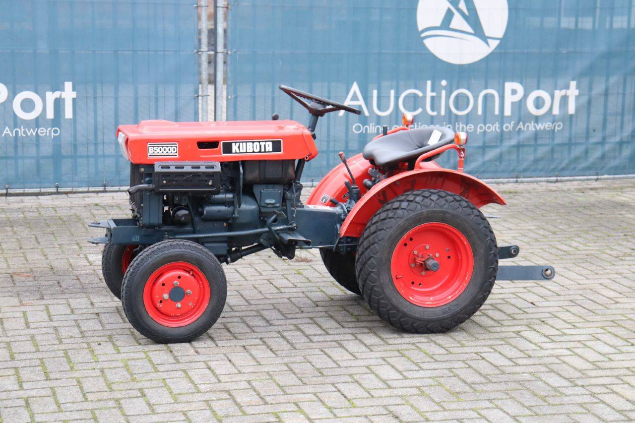 Minitractor Kubota B5000D Diesel 9pk