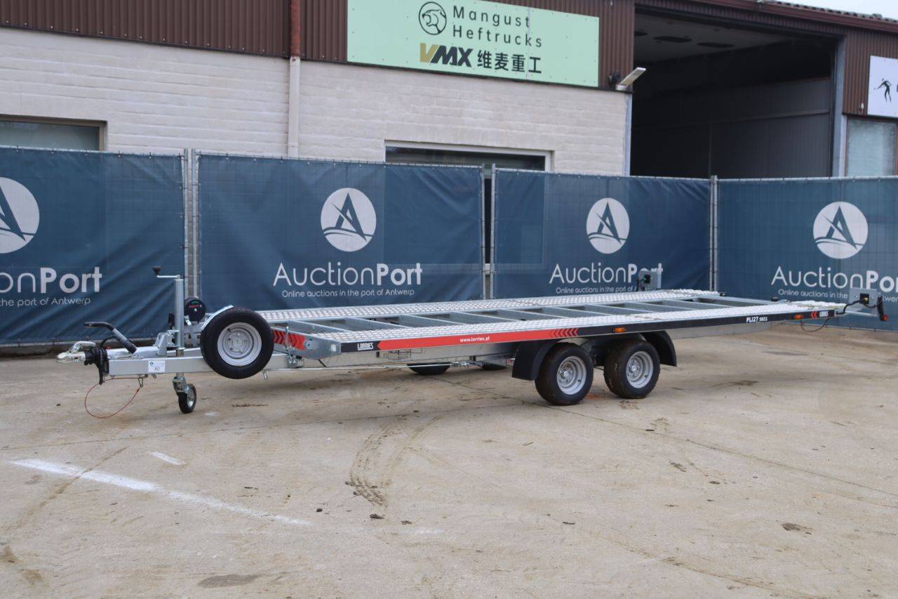 Car transporter trailer Lorries 2700RT New