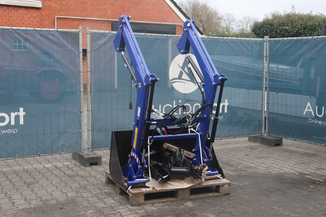 Front loader Solis 26 New