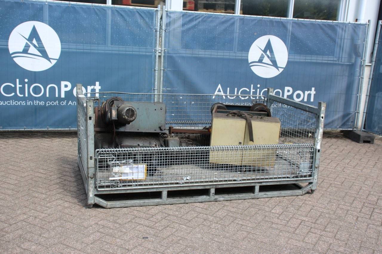 Crate Hoists Demag 1974