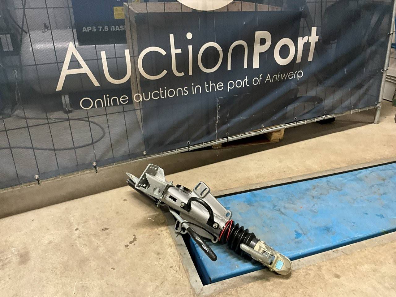 Knott overrun brake up to 3500kg