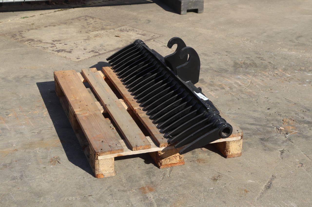 Riekbak Rake attachment