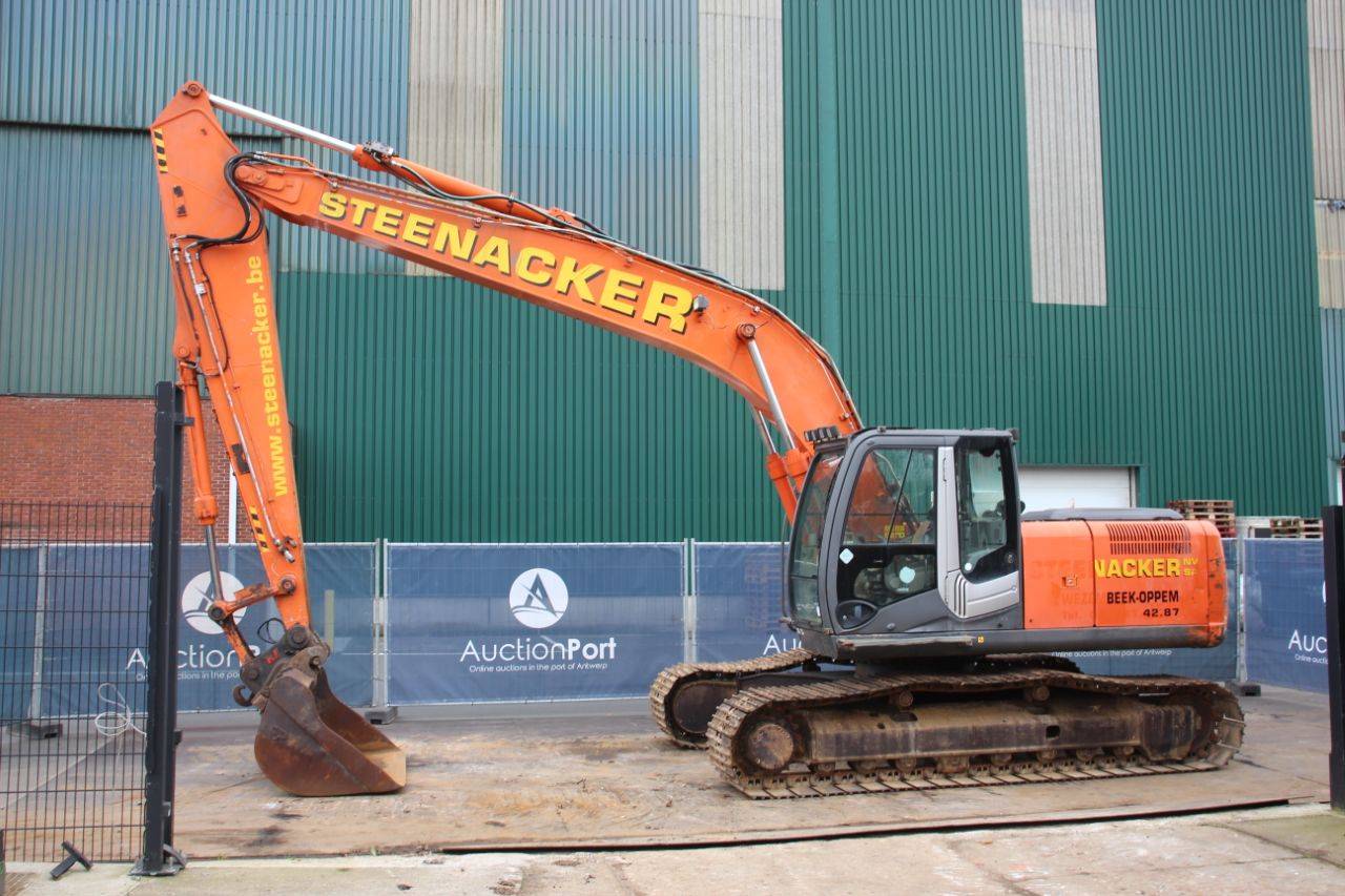 Crawler excavator Hitachi ZX210LC-3 Diesel 122kW 2009