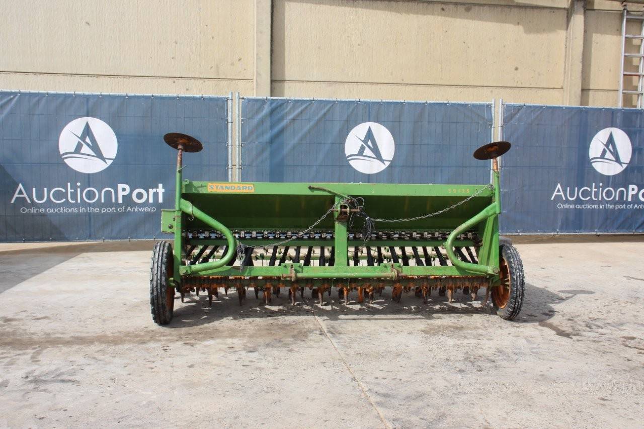Seeder D7/30 Standard