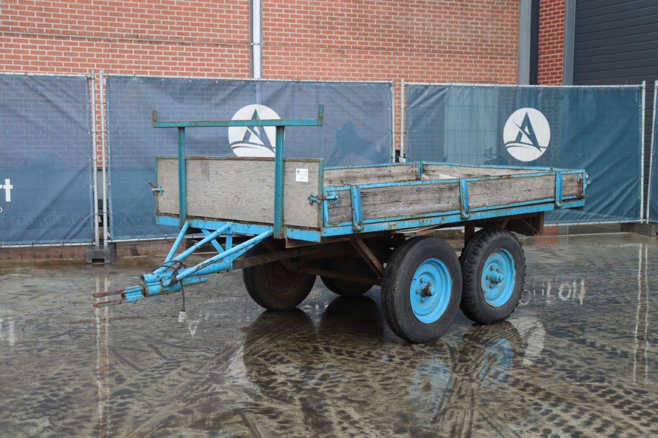 Agricultural trailer