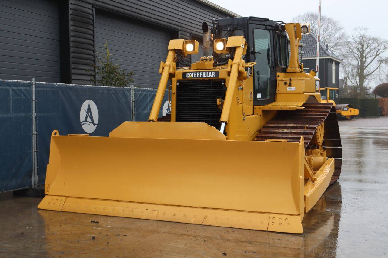 Bulldozer Caterpillar D6T LGP Diesel 2010 veiling | AuctionPort