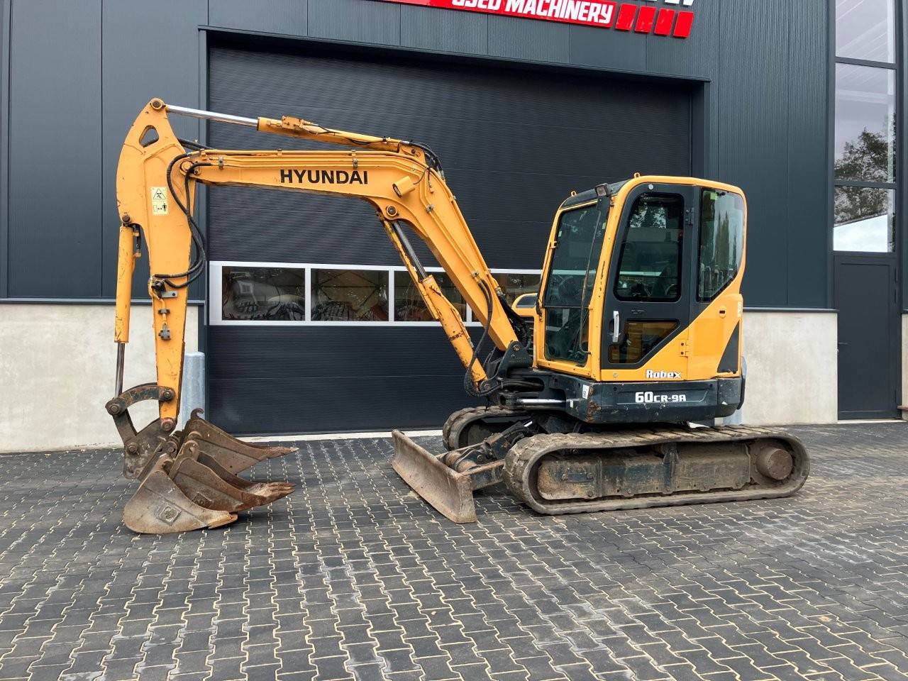Rupsgraafmachine Hyundai Robex 60CR-9A Diesel 2015