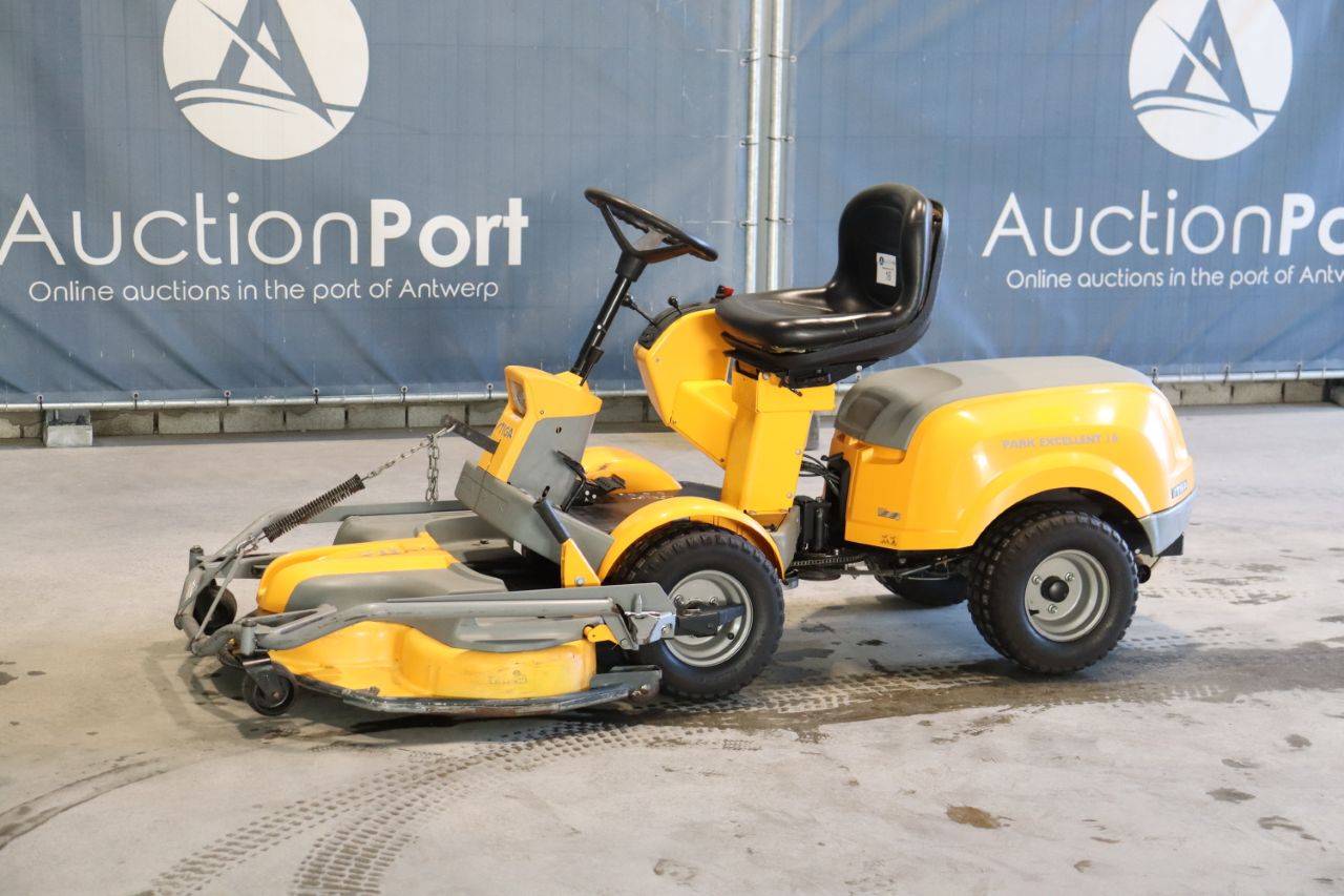 Riding Mower Stiga Combi Pro 110 Petrol 2007