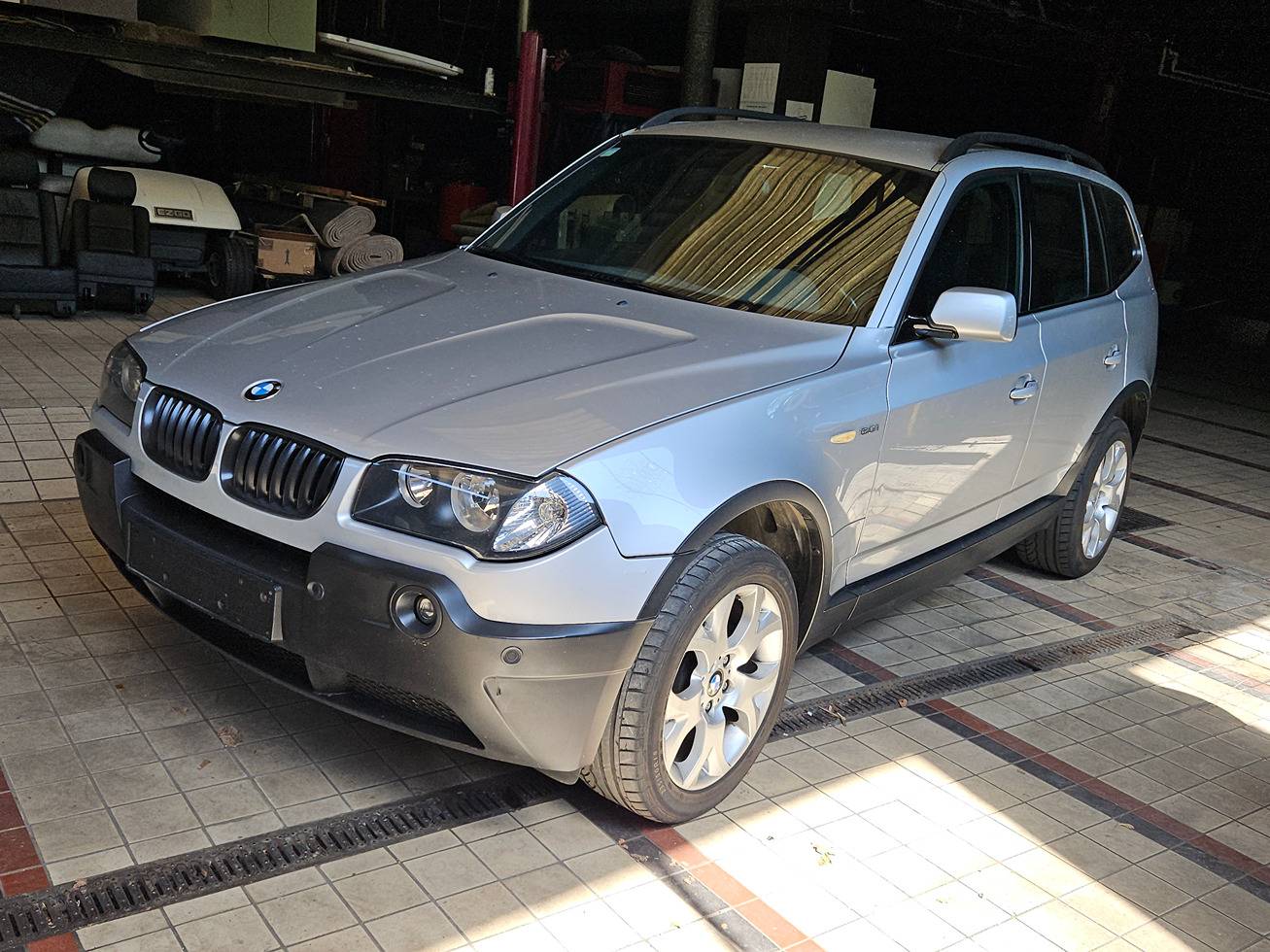 BMW X3 3.0i Automatic (Light Truck AWD)