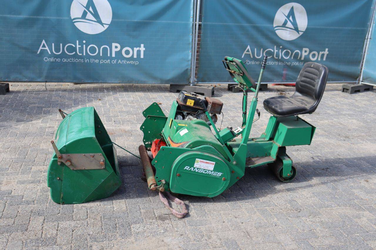 Ransomes Mastiff 91 Petrol Riding Mower 6.5kW