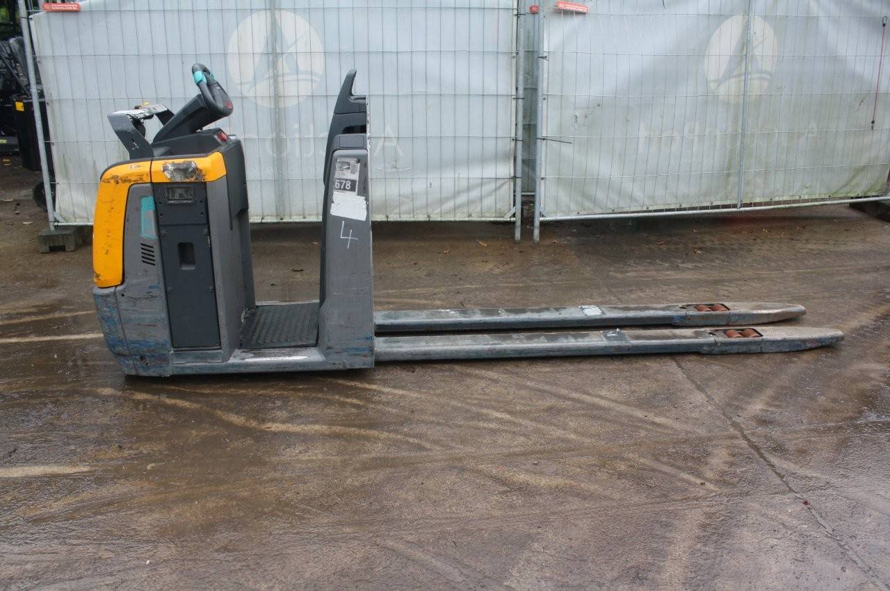 Hubwagen Jungheinrich ECE 225 Elektro 2500kg 2019