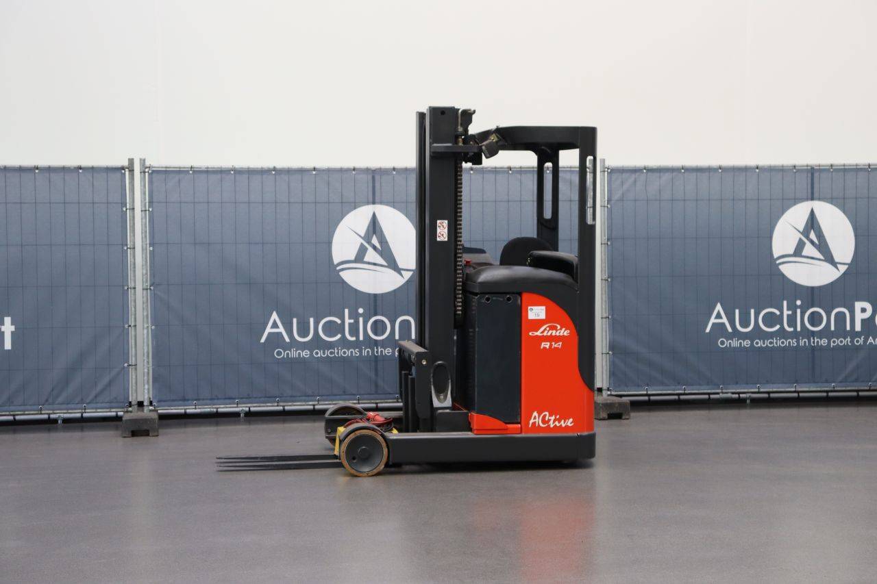 Linde R14 Elektro-Schubmaststapler 1400 kg 5,09 m 2005