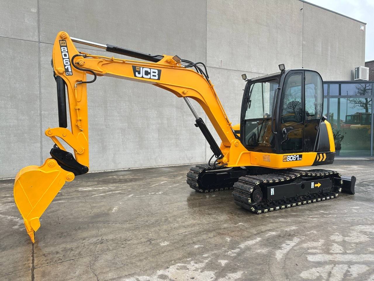 Crawler excavator JCB 8061 Diesel 41kW 2010