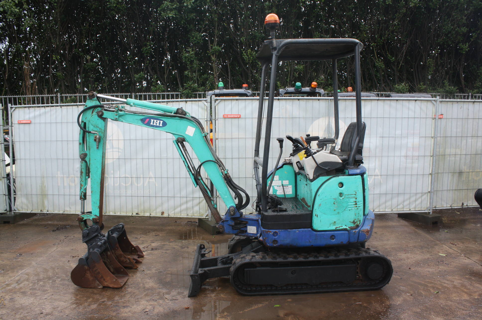 Mini excavator Ihi 15 NX Diesel 2004