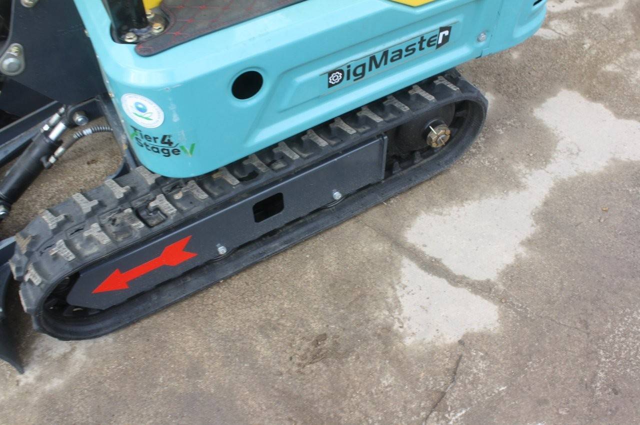 Mini excavator DigMaster DM100 Diesel 13.5hp 2025 Demo | Aucti...