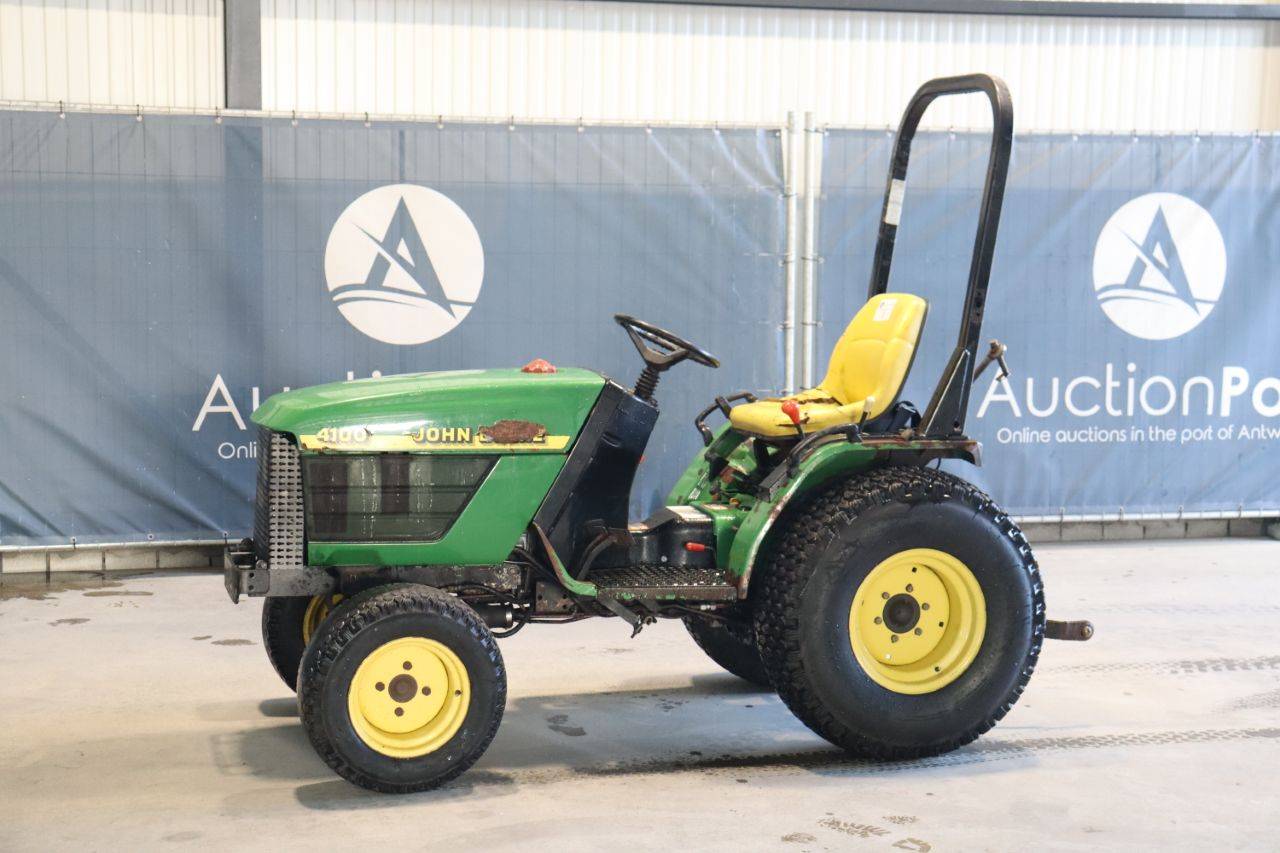 Mini tractor John Deere 4100 Diesel