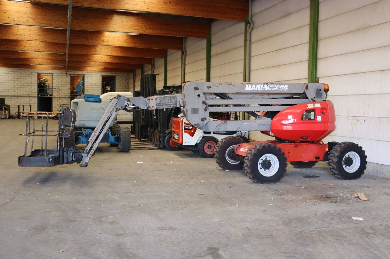 Manitou 180 ATJ Diesel Articulated Boom Lift 18m 2008