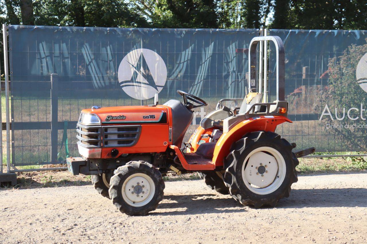 Mini-Traktor Kubota GB16 Diesel 16 PS