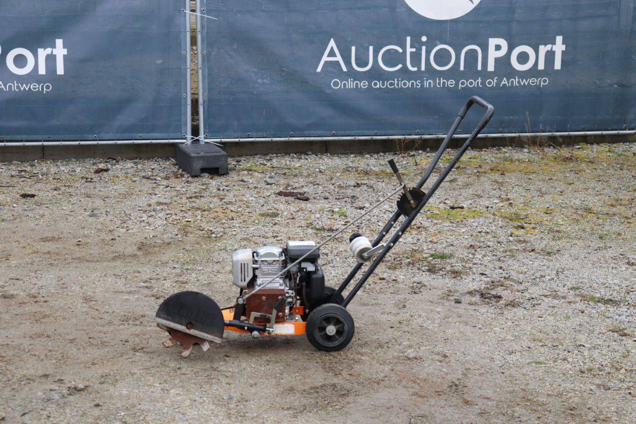 Eliet KS240STD Trenching Machine Petrol 4hp 2012