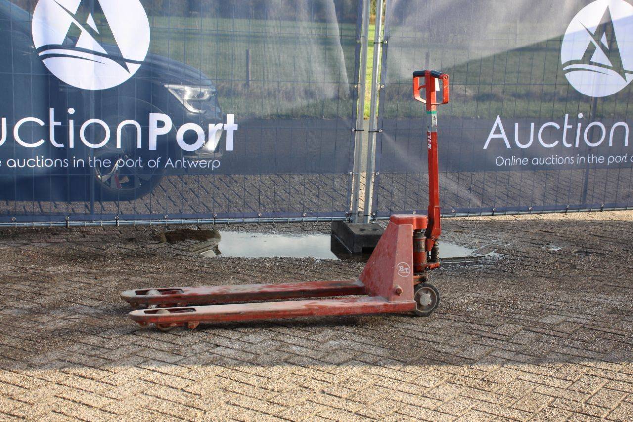 Pallet truck BT BT-L 2000/11 2000kg