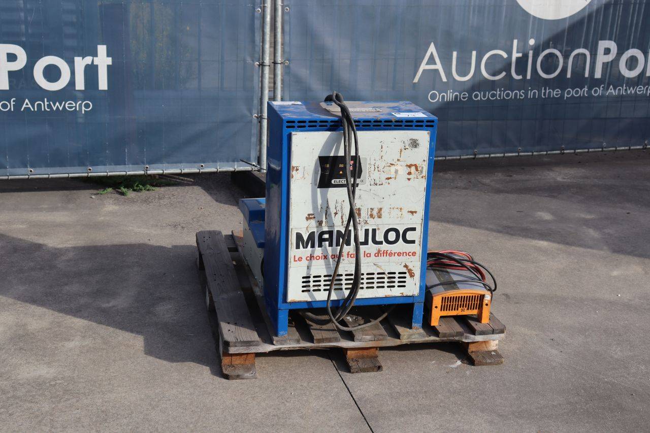 Manuloc T48S80 ELA Batterieladegerät
