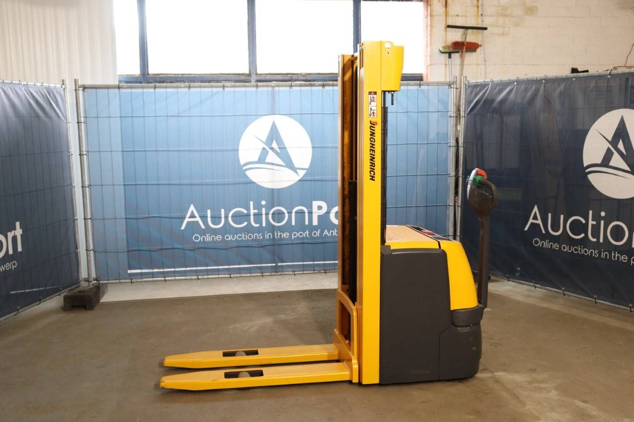 Stacker Jungheinrich EJC 212 Electric 1200kg 4.7m