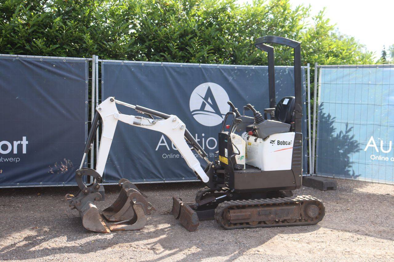 Mini excavator Bobcat E10-AAEM Diesel 7.5kW 2018