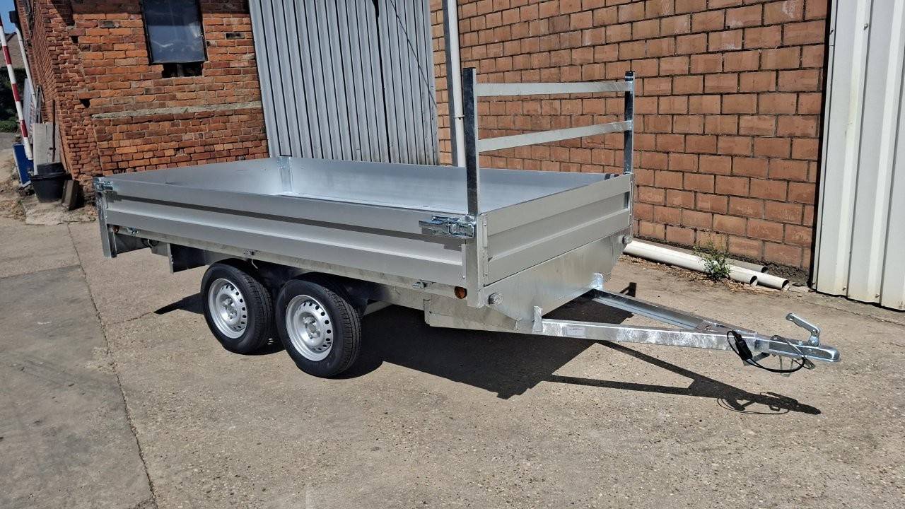 Platform Trailer Kerenzo 750kg 3x1.50m