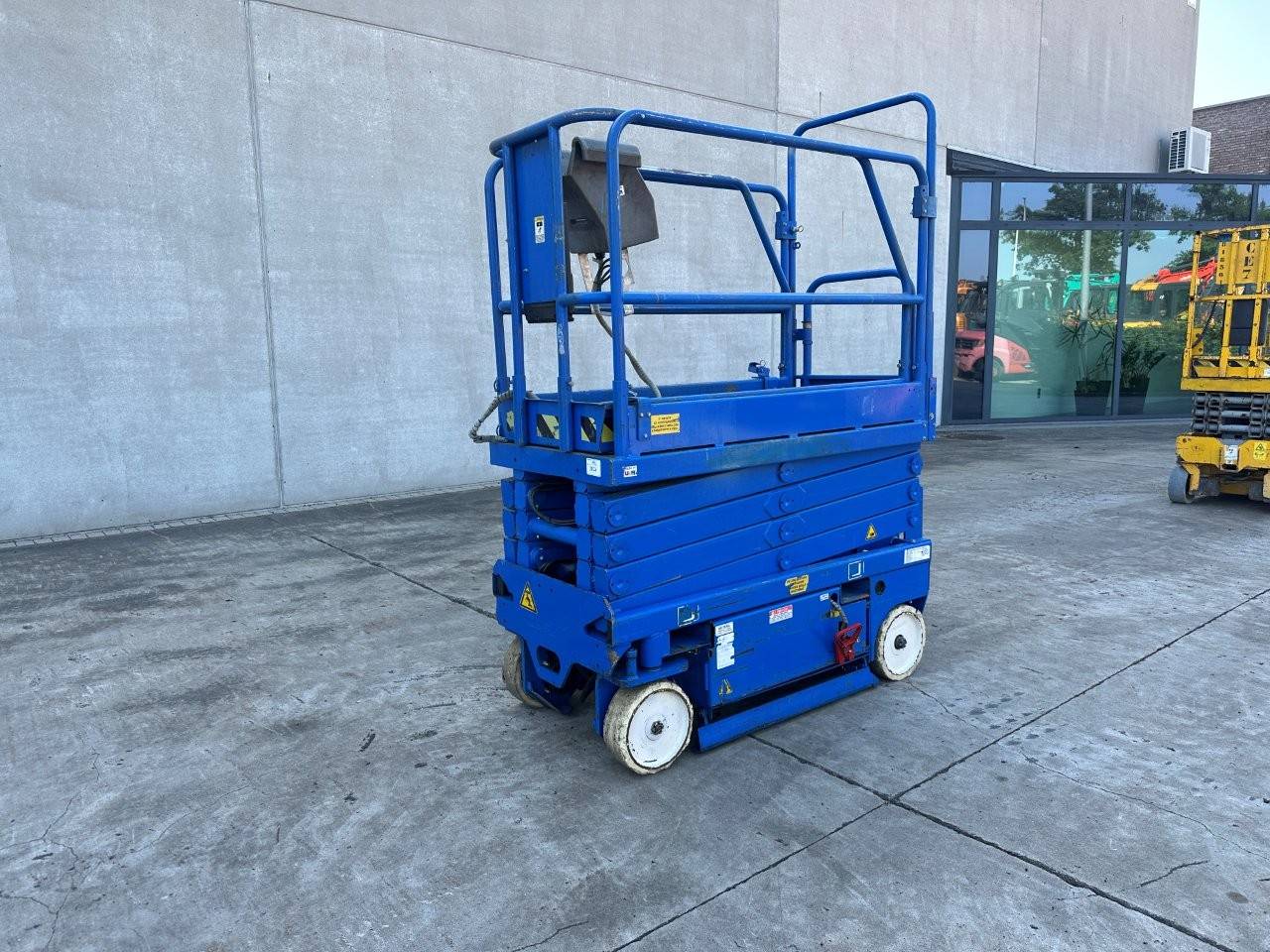 Scissor Lift Upright MX-19 Electric 2002