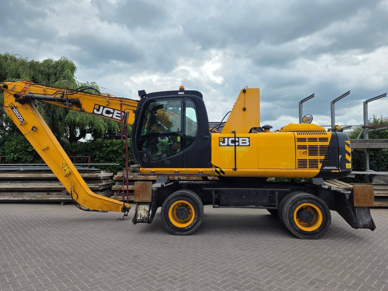 Transfer crane JCB JS200WWMT4 Diesel 2015