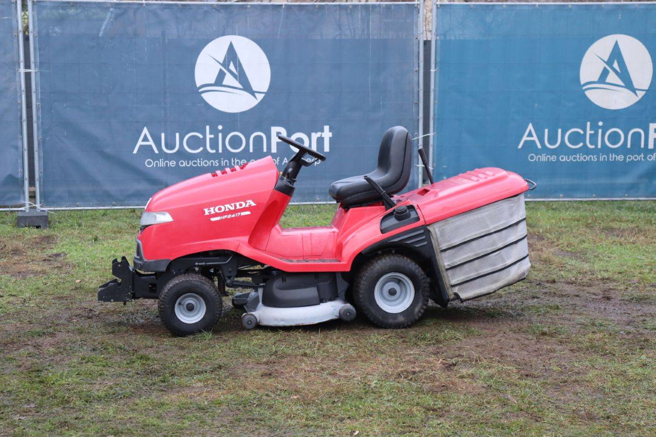 Ride-on mower Honda HF2417 Petrol 2013