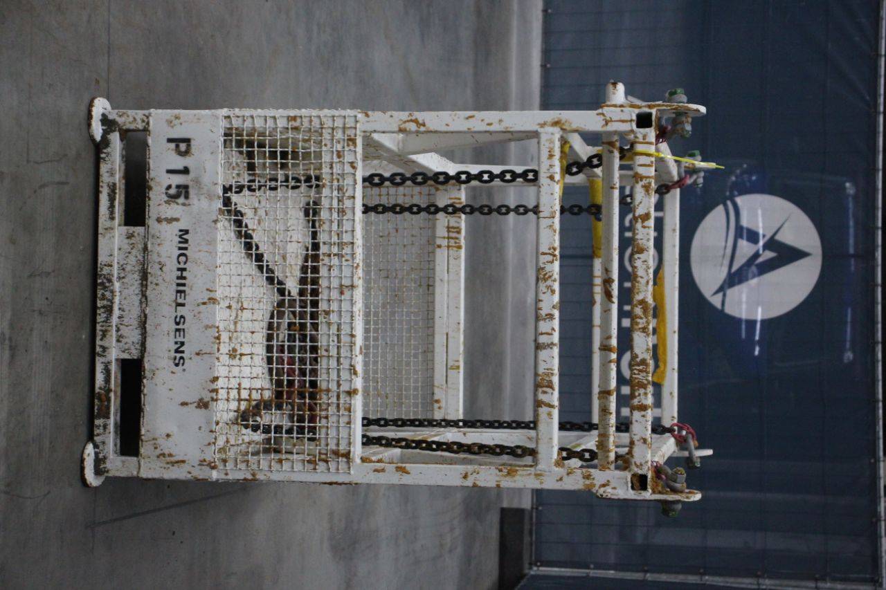 P15 125kg aerial work platform 1998 | AuctionPort