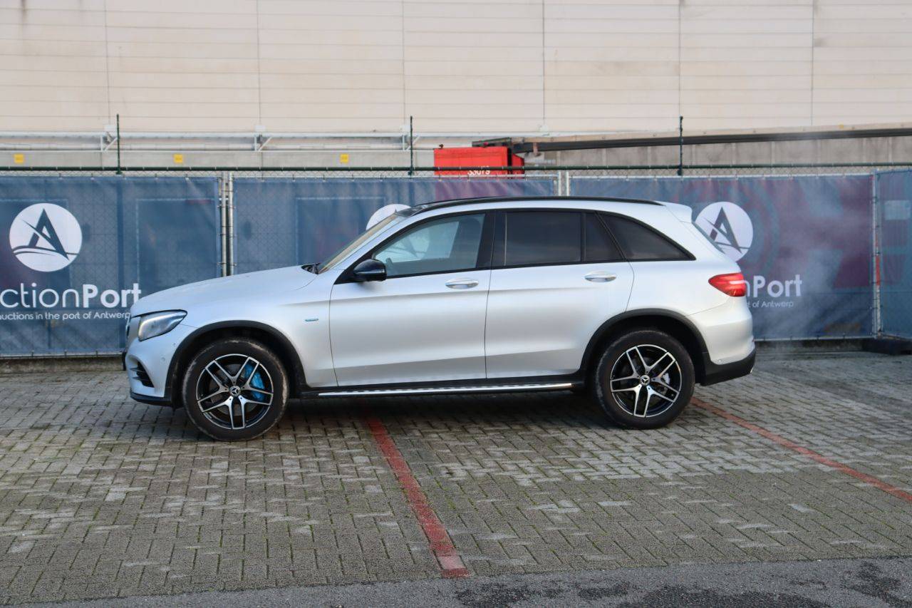 Vehicles - Passenger cars