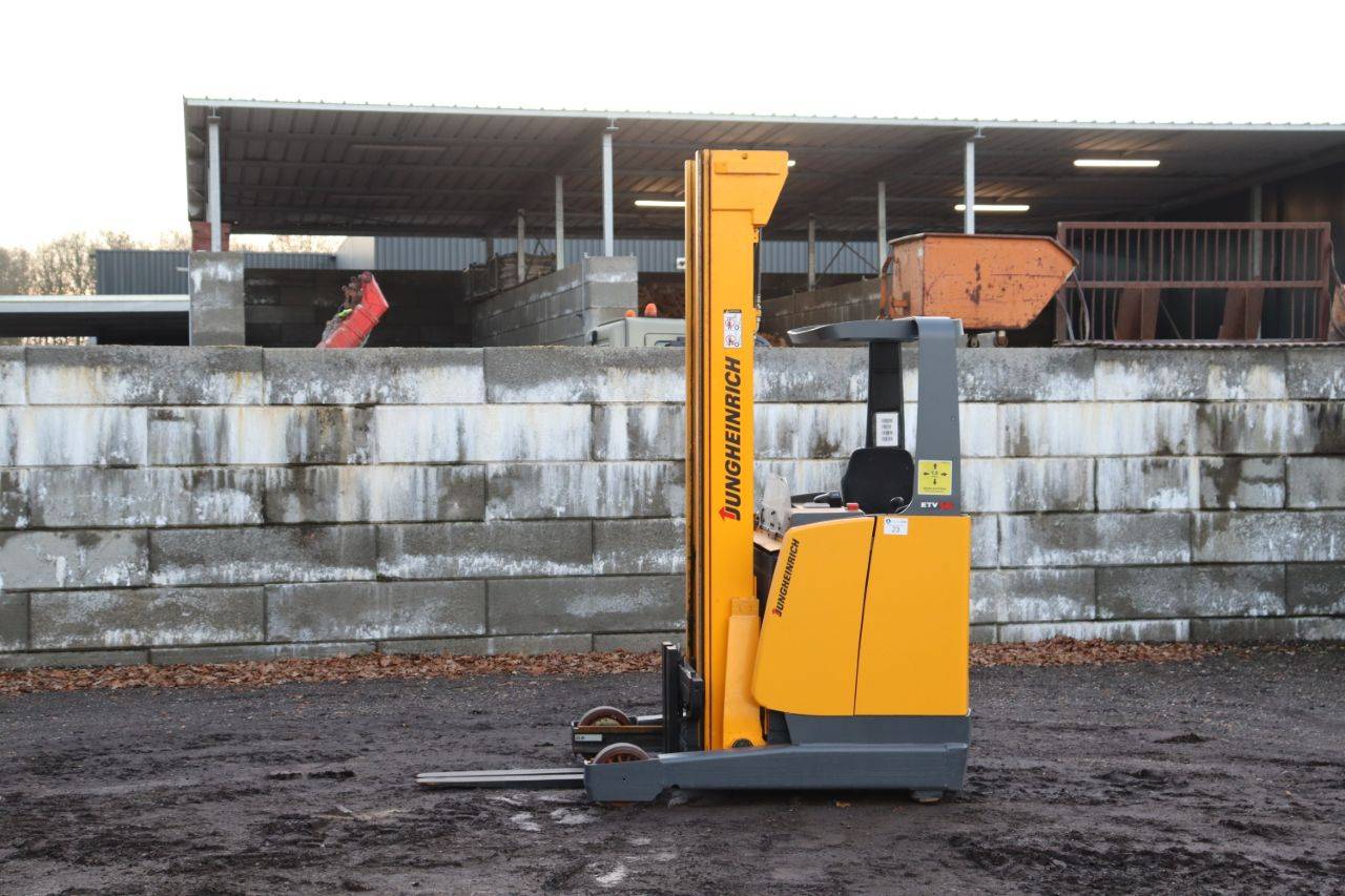 Reach truck Jungheinrich ETV 14 G-710DZ Electric 1400kg 7.1m 1998